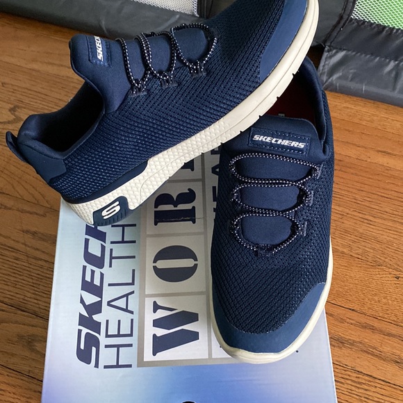 Skechers foot wear - Picture 4 of 6